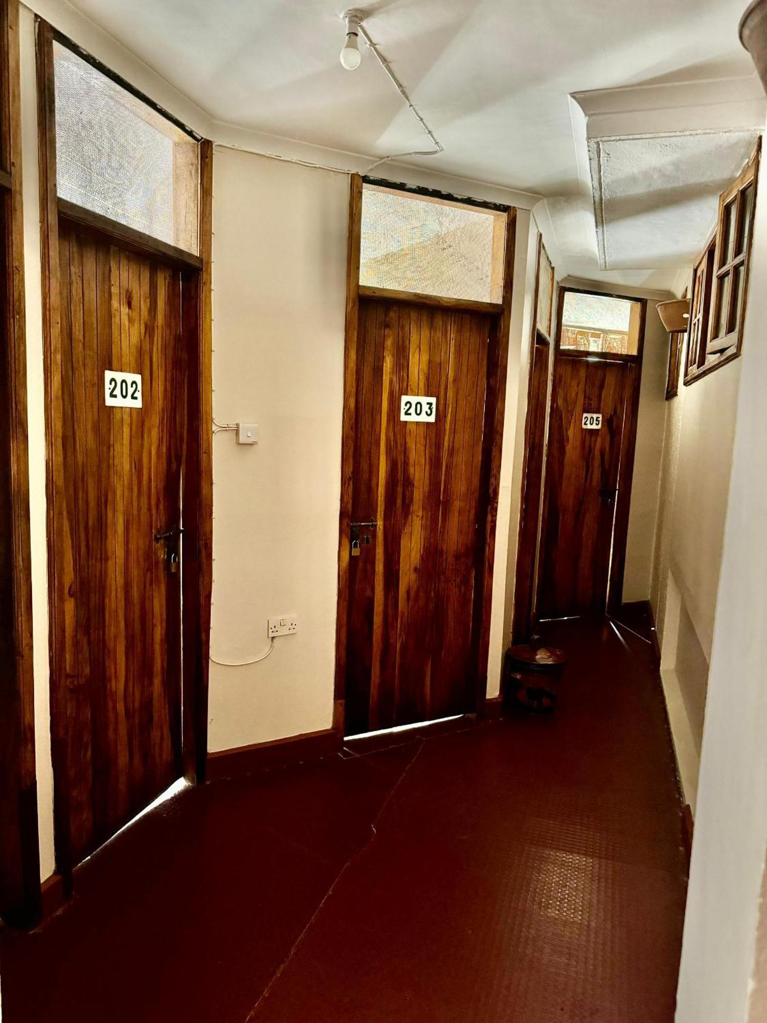 Arusha Backpackers Hotel Luaran gambar