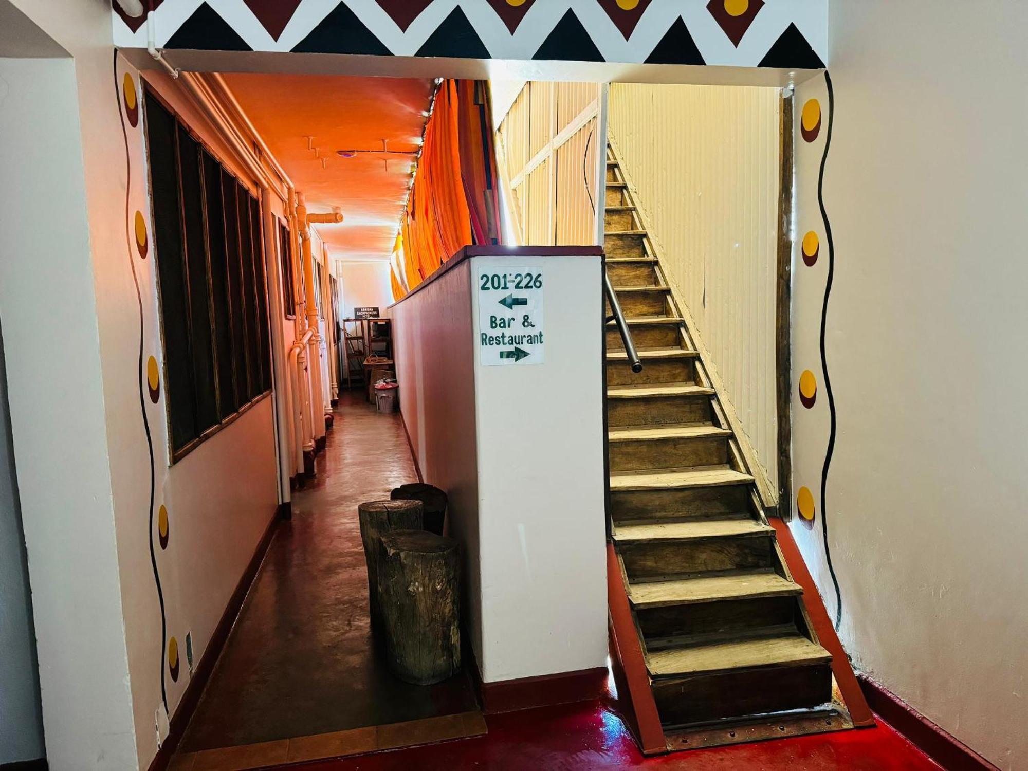 Arusha Backpackers Hotel Luaran gambar